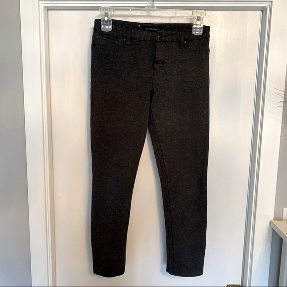 Calvin Klein Jeans - Picture 2 of 3